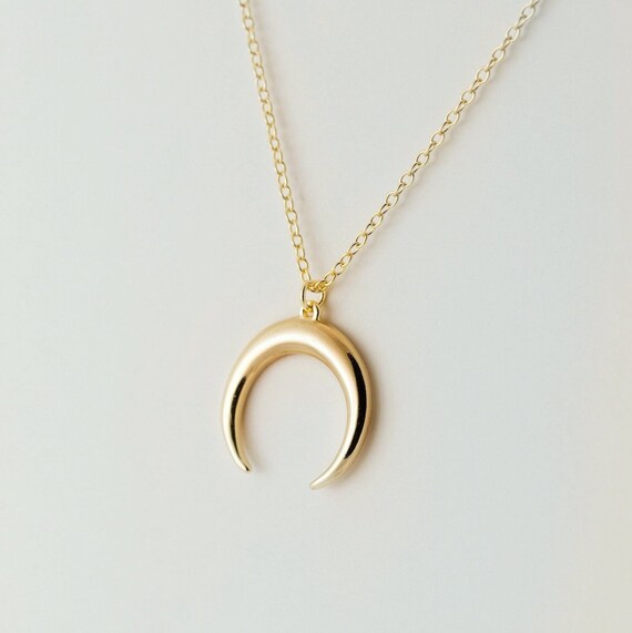 Gold horn necklace - Double horn necklace - Gold moon necklace - Minimalist necklace - Dainty necklace - Delicate layering necklace
