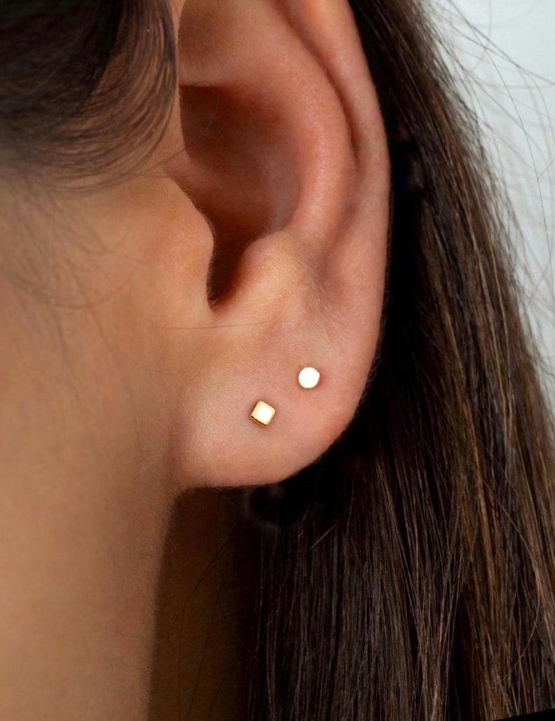 2mm ultra tiny dot studs Teeny tiny triangle studs Tiny circle stud earrings Tiny gold earrings Mini dot earrings Tiniest earrings zdjęcie 10