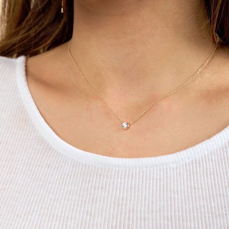 Delikat cz-halsband - Halsband med svarta stenar - Halsband med litet diamant - Halsband med tunn guldkedja - Elegant guldhalsband - Solitärhalsband bild 6