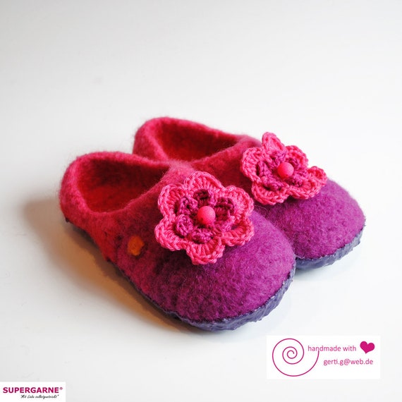 Filzpantoffeln Gr.25 lila pink rot mit HäkelBlümchen und | Etsy Filzhausschuhe lilabunt rutschfest, Filz Pantoffel