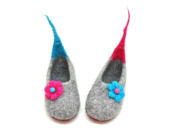 size 30 - barefoot shoes, felt slippers, flower shoes, light gray blend with pink and turquoise, super comfortable, super non-slip