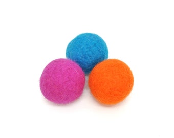 Cat toy, dog toy, 3 pieces, felt balls, 5 cm, fuchsia, orange, dark turquoise, sounding ball, for small dogs, rattle ball