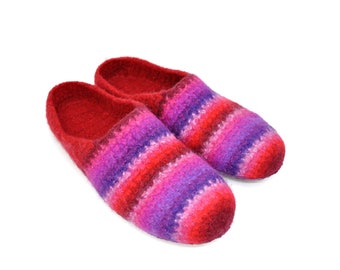 Size 44 - felt slippers, barefoot shoes, shades of red, shades of purple, pink, super comfortable slippers, extra non-slip