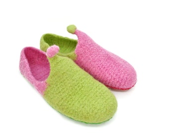 Size 40 - felt slippers, barefoot shoes, crazy pink and apple green, super comfortable slippers, extra non-slip