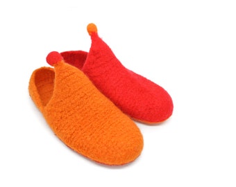 Size 40 - felt slippers, barefoot shoes, crazy red and orange, with flowers, super comfortable slippers, extra non-slip