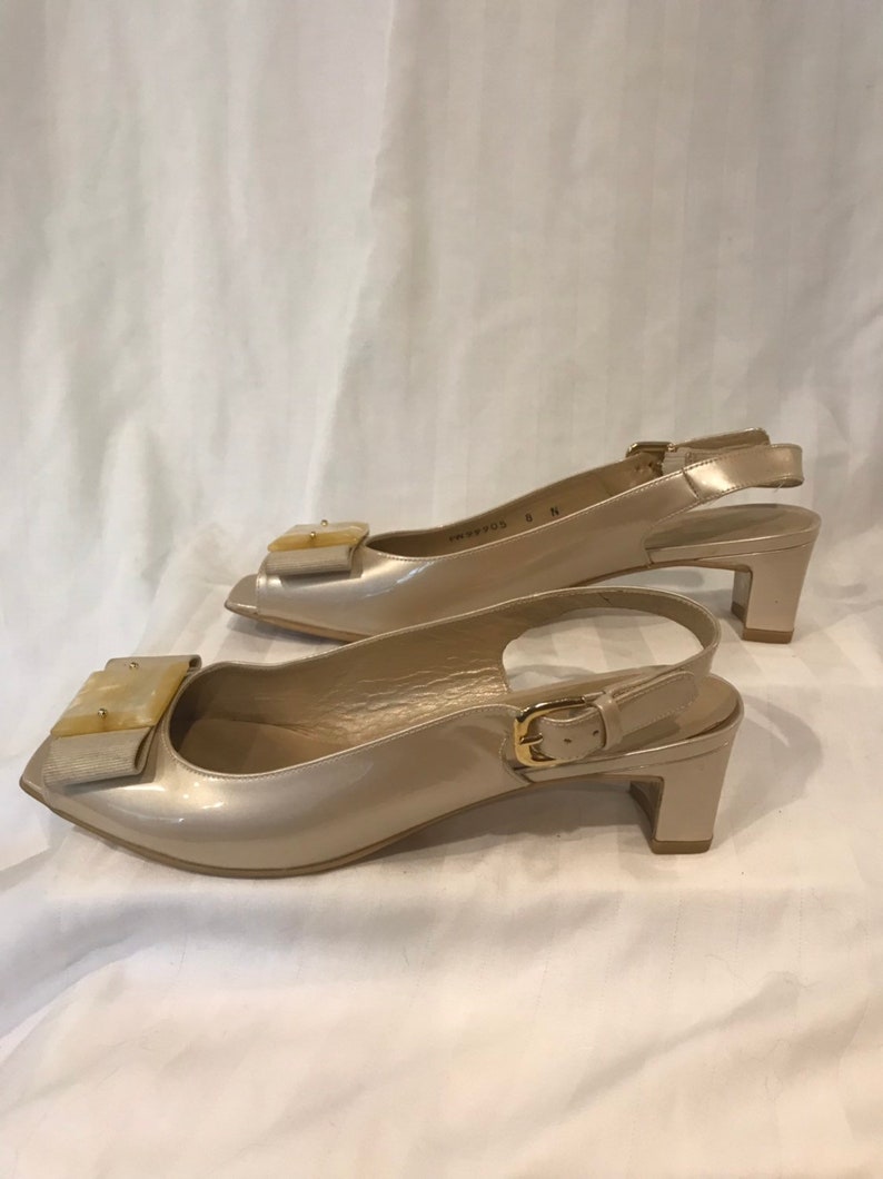 stuart weitzman bow shoes