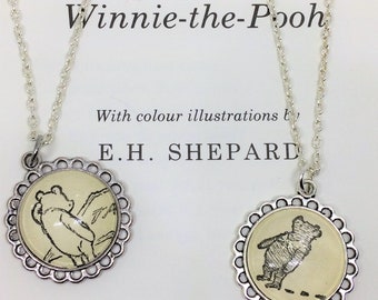 Collana Winnie the Pooh - Fatta a mano con illustrazione di libri vintage reali - Orso classico Winnie the Pooh - Regali da libro, regali letterari