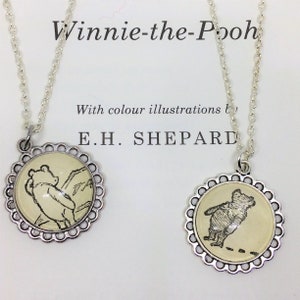 Collana Winnie the Pooh - Fatta a mano con illustrazione di libri vintage reali - Orso classico Winnie the Pooh - Regali da libro, regali letterari