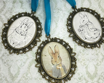 Peter Rabbit Ornament - Fatto a mano con vera illustrazione del libro di Beatrix Potter vintage di Benjamin Bunny - Peter Rabbit Nursery