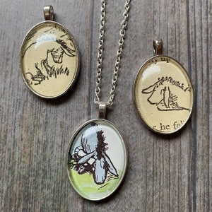 Collana Eeyore fatta a mano con vero vintage Winnie the Pooh Book Illustration - Classic Winnie the Pooh Bear, regali letterari libreschi