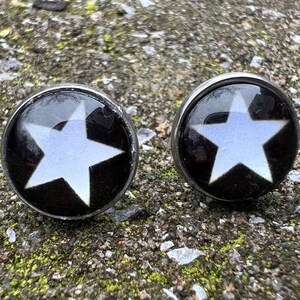 Skater boy deals earrings