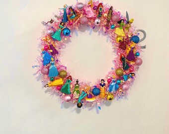 Kitsch Princess Adventskranz: Rosa Adventskranz mit Lichtern (43 cm)