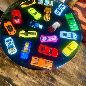 Table Hot Wheels Resin Cars toys coffee table side table resin toys coffee table side table home decor 3 wrought iron legs 36cm 42cm height