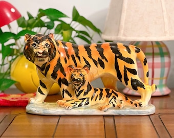 【備前焼 虎】Bizen ware tiger figurine (送料込み) Bizen Ware Tiger by Eishu Yoshinobu – Powerful Ceramic Figurine