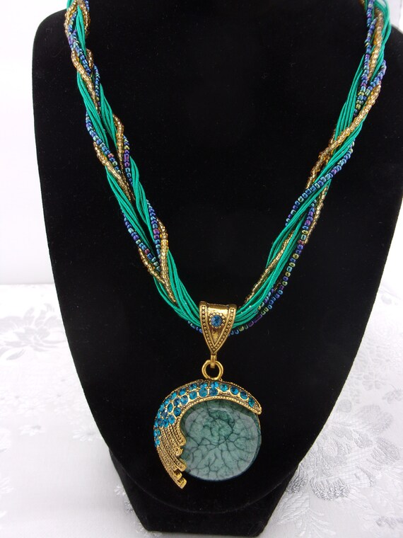 Vintage Turquoise Green & Gold Pendant Necklace-A… - image 7