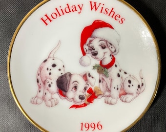1996 Hallmark Keepsake Ornament: Disney 101 Dalmatians "Holiday Wishes" Collector's Plate