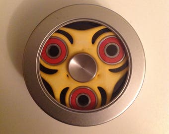 Trefoil Circle Spinner