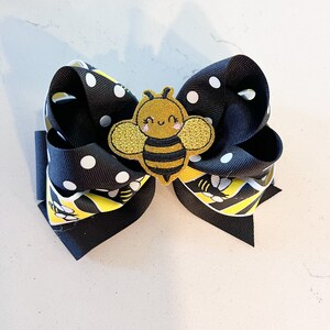Bumble bee hair bow, bumble bee hairbow, bee hairbow, bee hair bow, ladybug hairbow, black and yellow hair bow, summer hairbow
