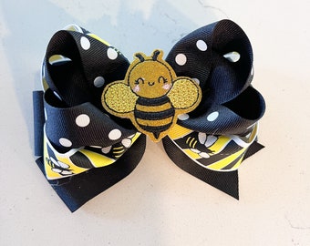 Bumble bee hair bow, bumble bee hairbow, bee hairbow, bee hair bow, ladybug hairbow, black and yellow hair bow, summer hairbow