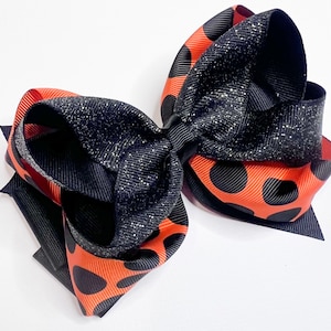 Halloween hair bow, black and orange hair bow, black hair bow, orange hair bow, Halloween hair clip, polka dot hair bow, fall hair bow