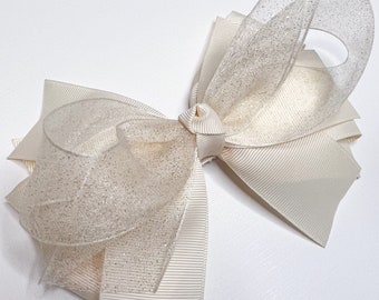Ivory boutique hair bow, Ivory hair bow, Ivory hairbow, Cream hair bow, Cream hair bow, Ivory hair clip, Cream hair clip, off white hair bow
