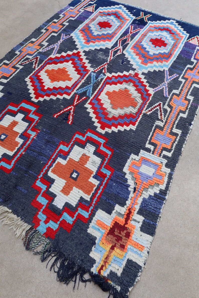 ZAINA Vintage Boujad Moroccan Rug blue with red, umber, orange, sky blue, pink, and cream 4x5.5 rug image 2