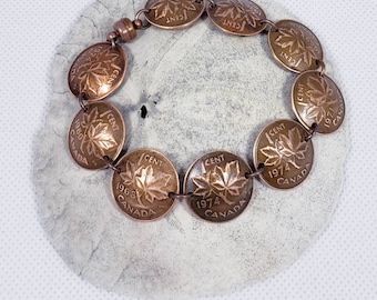 Canadian penny bracelet. Copper bracelet with magnetic clasp. Customize your order.