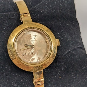 Vintage Gucci Model 105 With Floral Gold Dial Face Swiss 