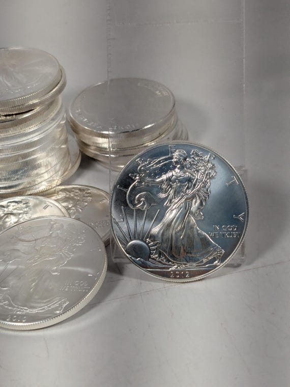 A genuine American Eagle .999 silver coin US mintage very collectible