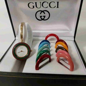 Vintage Gucci multi bezel Swiss watch with cert. of authenticity