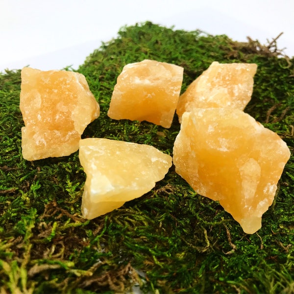 5 Piece Orange Calcite Crystals, Healing Crystal Stones, Feng Shui Decor, Chakra Balancing, Crystal Grid, Raw Crystal Stones