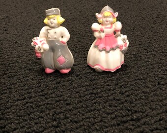 Vintage plastic Dutch girl and boy salt and pepper shakers