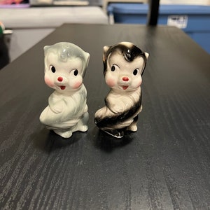 Vintage Skunk Salz- und Pfefferstreuer