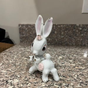 Vintage bunny rabbit figurine