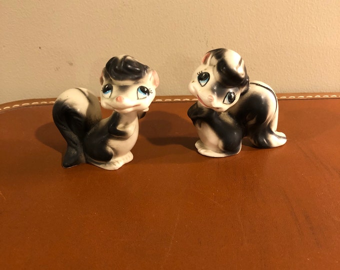 Vintage Skunk Salt and Pepper Shakers Etsy