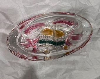 ヴィンテージの希少な「ブラックチューリップ」柄のパイレックス