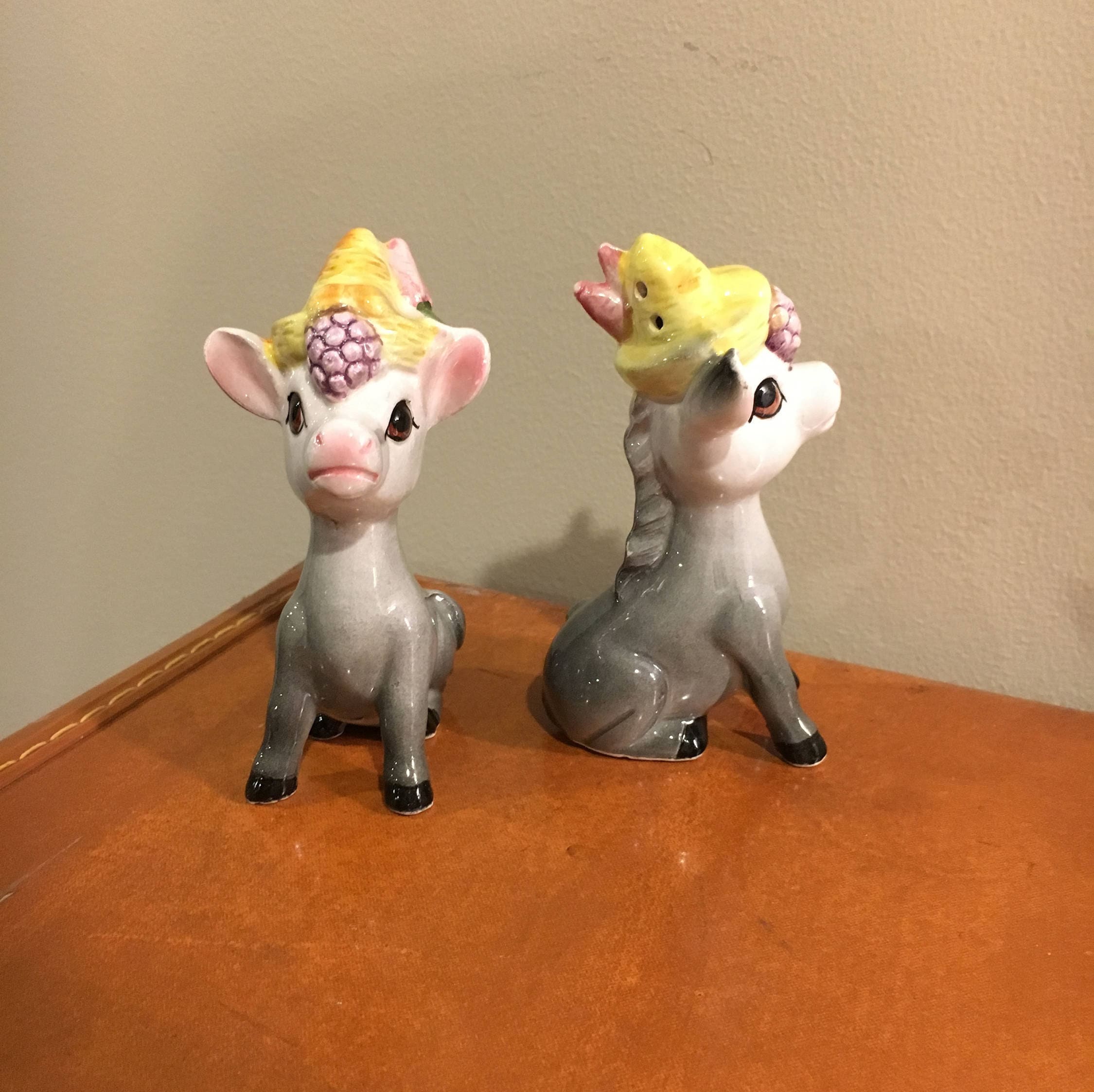 Vintage Donkey Salt and Pepper Shakers Etsy Norway