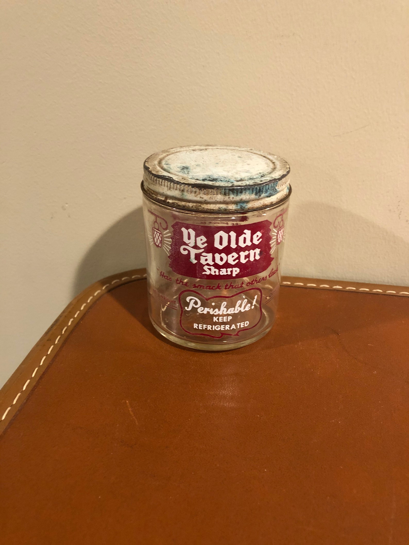 Vintage Ye Olde Tavern cheese jar Etsy