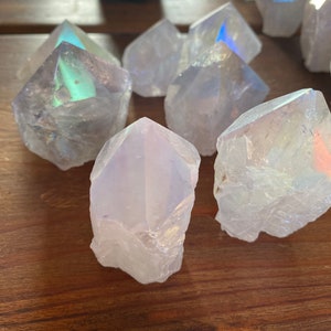 Premium Angel Aura Crystal Clear Quartz Point Tower approx. 50-100g - H6 x W5cm