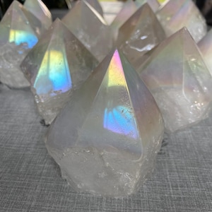 Premium Angel Aura Crystal Clear Quartz Point Tower approx. 200-300g - H8 x W7cm