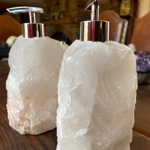 High Quality Snow White Quartz Crystal Gemstone Soap Dispenser 18cm Height x 10.5cm width 1600g image 3