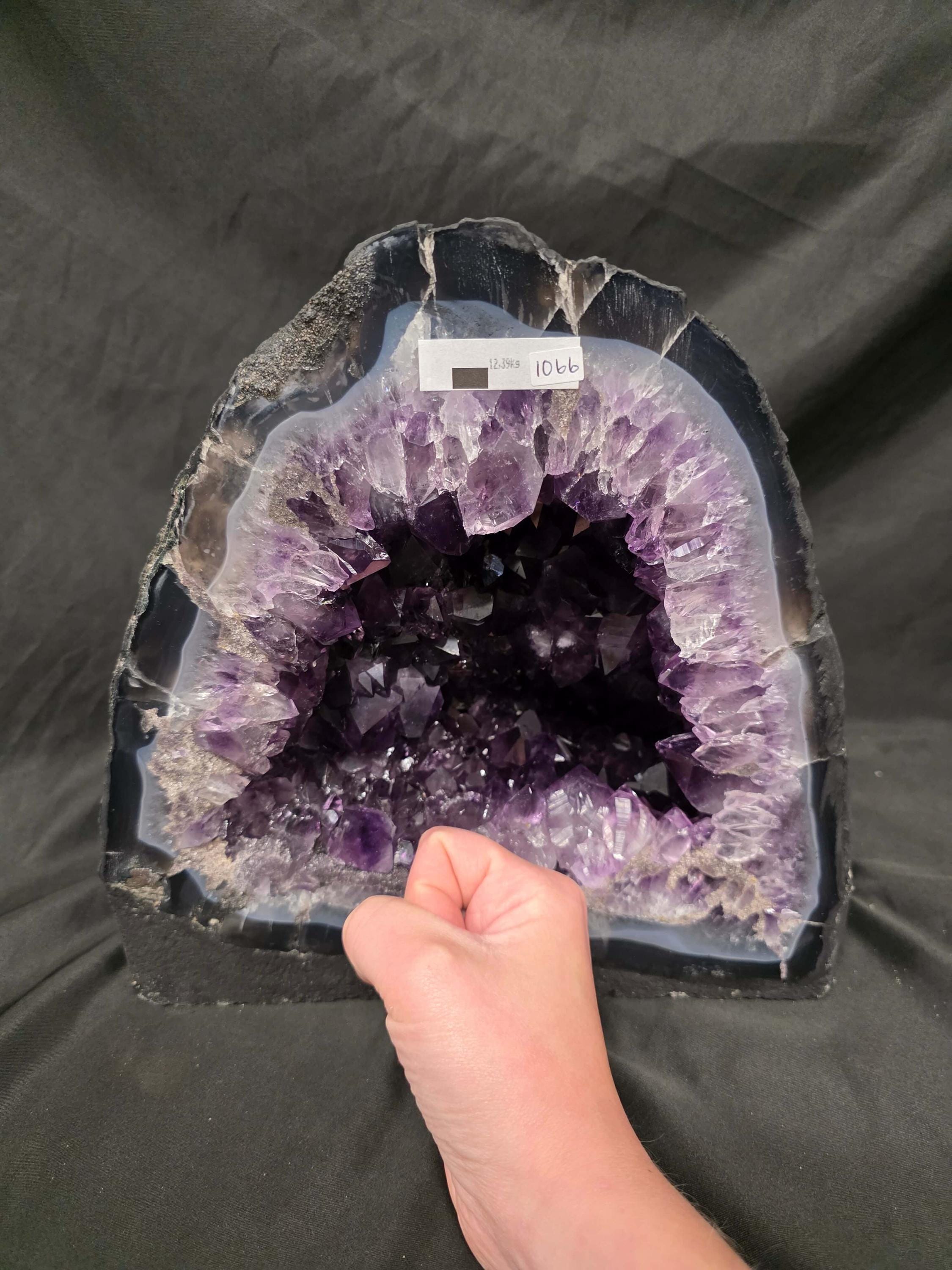 アメジストクリスタルジオード 1066 プレミアムクイーングレード 12.39