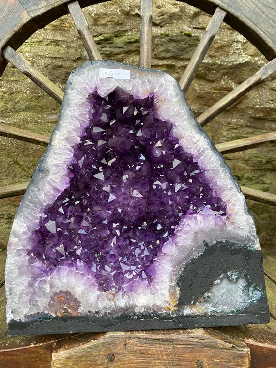 アメジストクリスタルジオード525プレミアムクイーングレード26.1kg