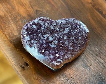 Amethyst Heart 34 Purple Quartz Geode Crystal Alaskan Gift Heart 752g H11.5xW14xD4cm