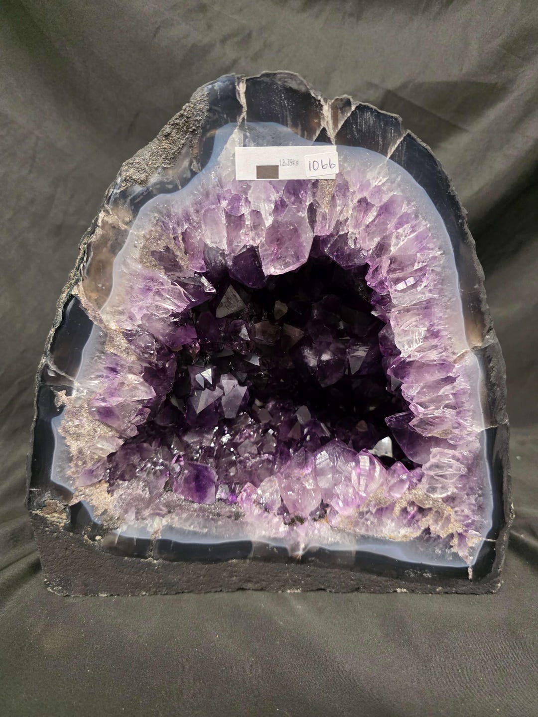 アメジストクリスタルジオード 1066 プレミアムクイーングレード 12.39