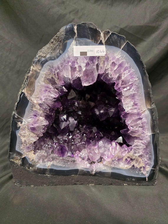 アメジストクリスタルジオード 1066 プレミアムクイーングレード 12.39