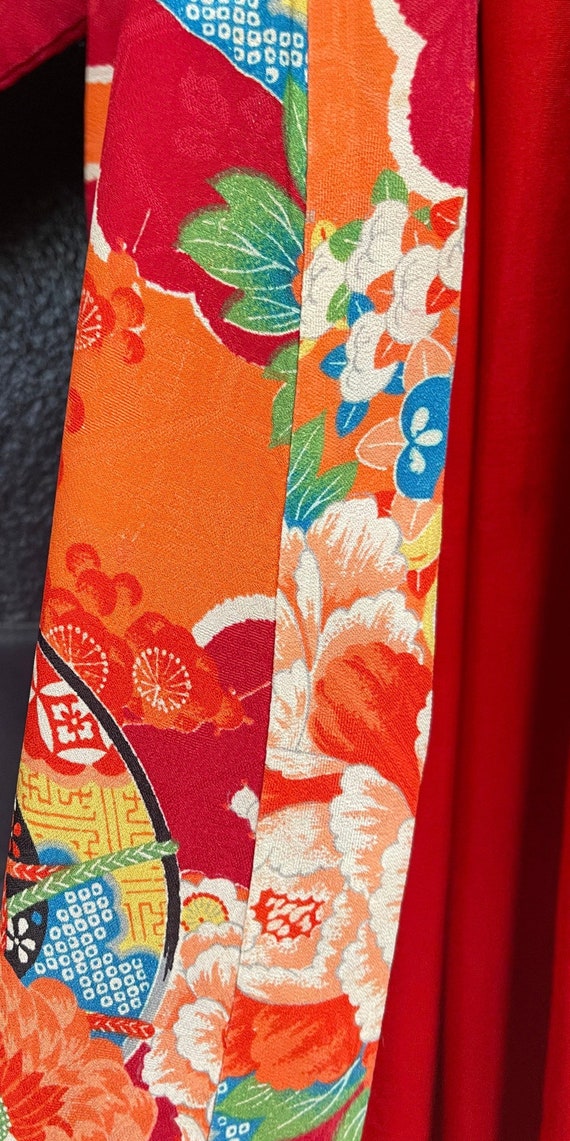 A Vintage Silk Child’s Kimono - image 9