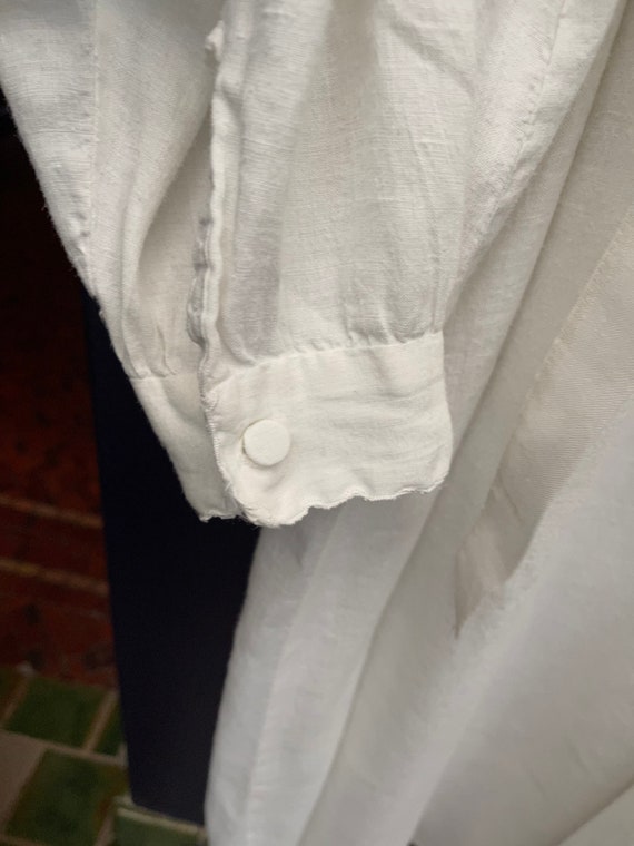 Irish Linen Nightgown With Embrodery - image 3