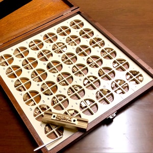 Caja de almacenamiento del número del alfabeto de la estampilla de latón, número de la letra del alfabeto Caja de madera de las estampillas