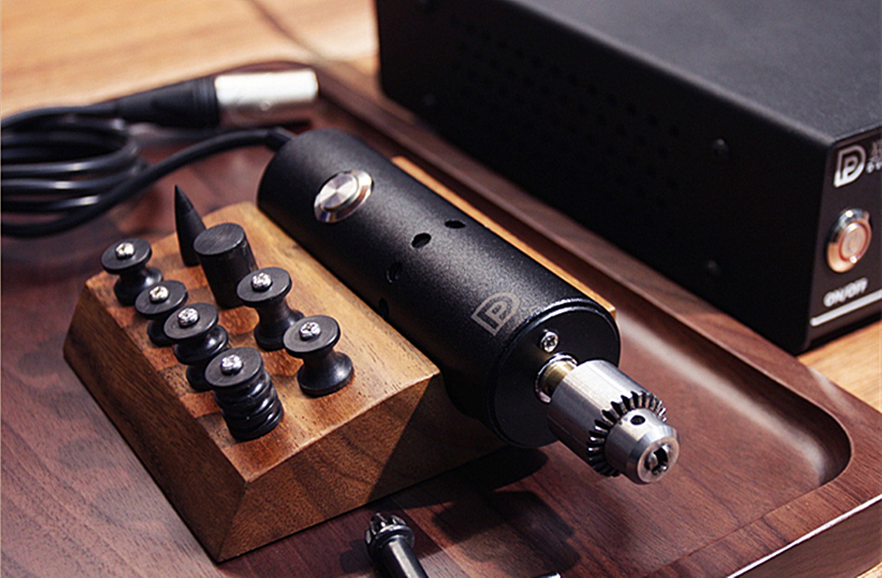 送料無料 - レザーエッジスリッカーツール、サンディング